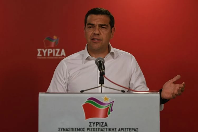 Ζωντανά η ομιλία του Αλέξη Τσίπρα από την Κεντρική Επιτροπή του ΣΥΡΙΖΑ-Βίντεο